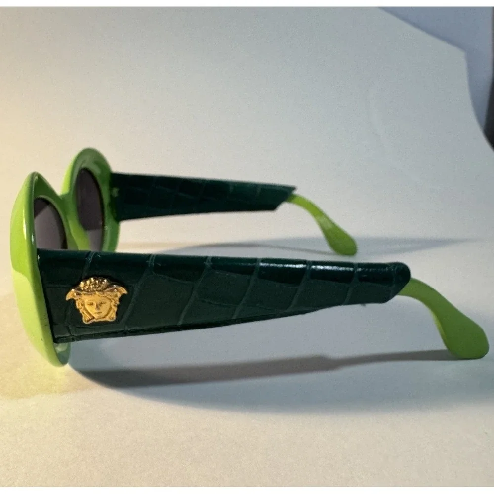 1996 Gianni Versace Sunglasses Mod. 418/P Col 899 Green Leather